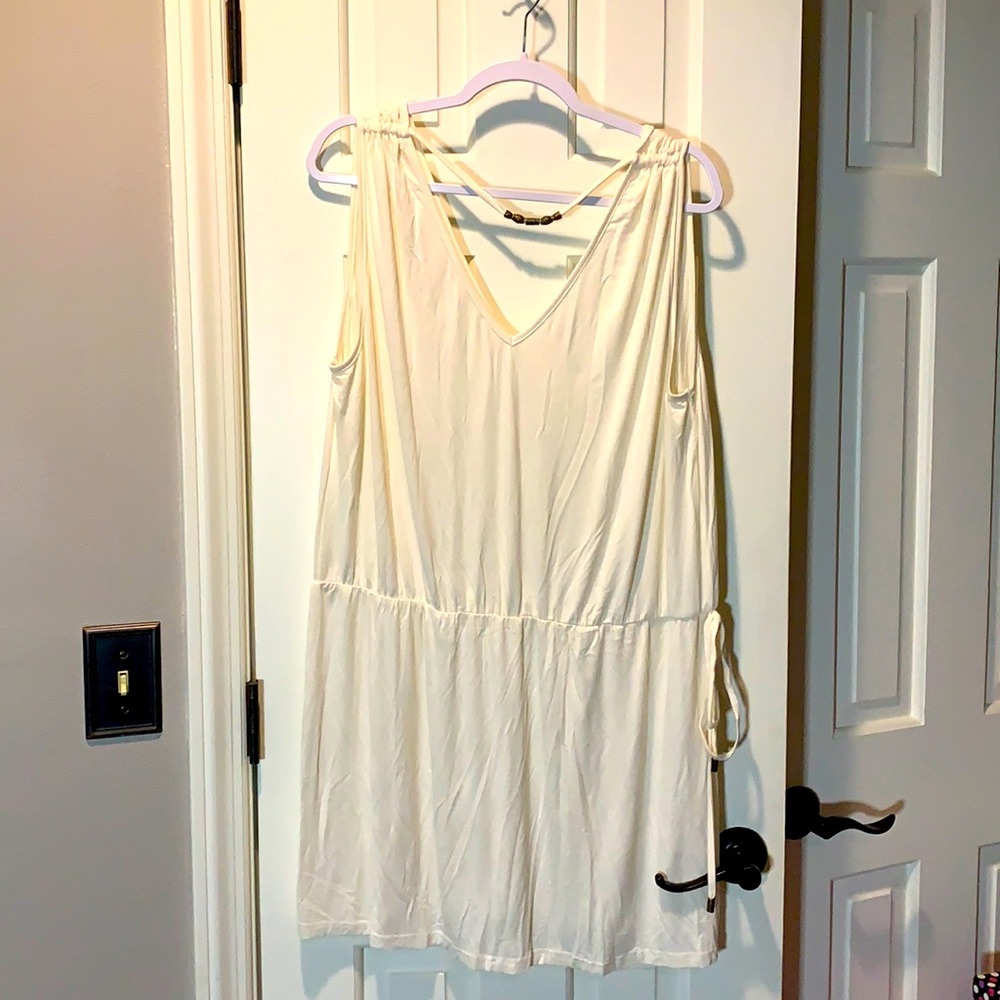 Women’s plus size swim cover-up